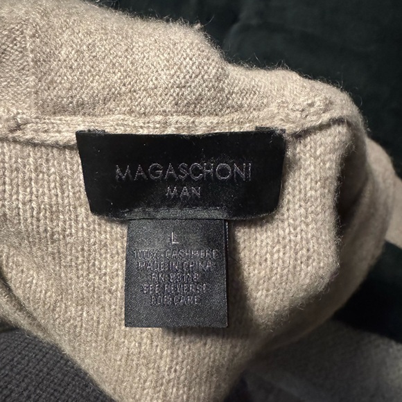 Magaschoni Beige Hooded 100% Cashmere Sweater - Picture 2 of 3